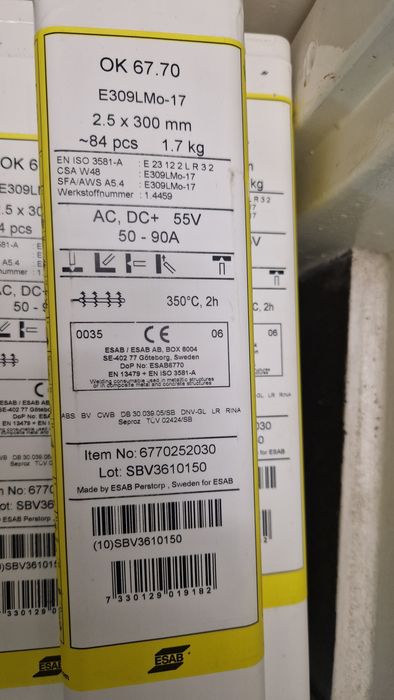 Elektrody ESAB OK 67.70 2,5x300 mm 1,7 kg