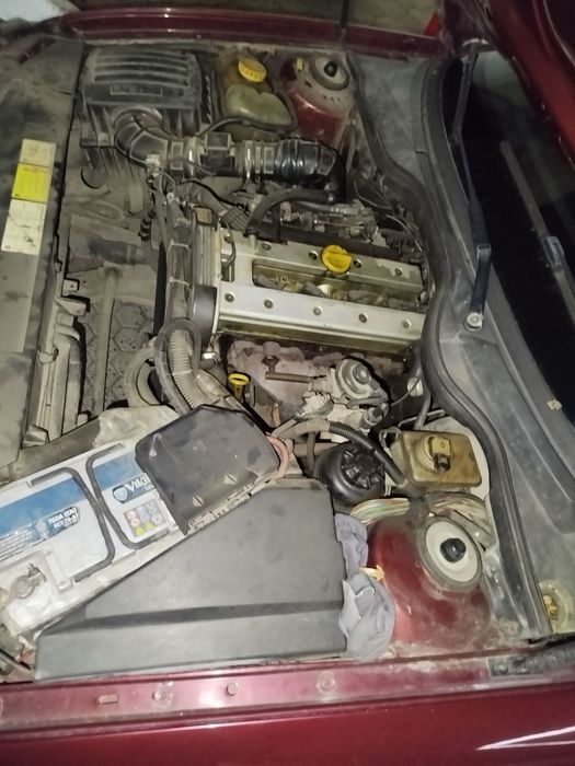 Opel omega b 2000 рік 2 л бензин