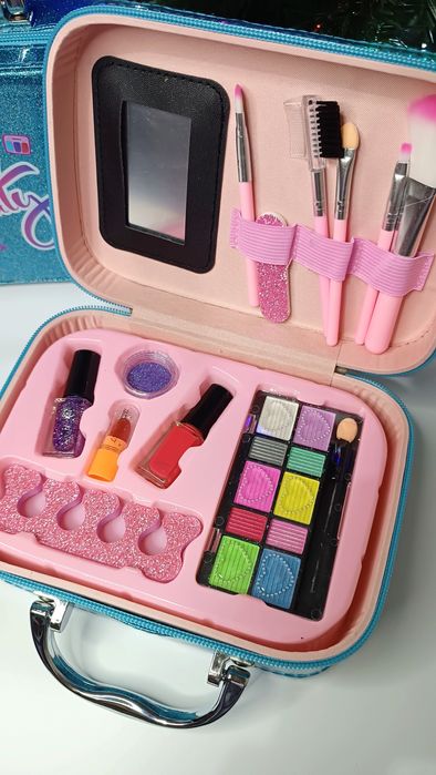 Дитяча косметика у валізі (олх доставкою 455грн)