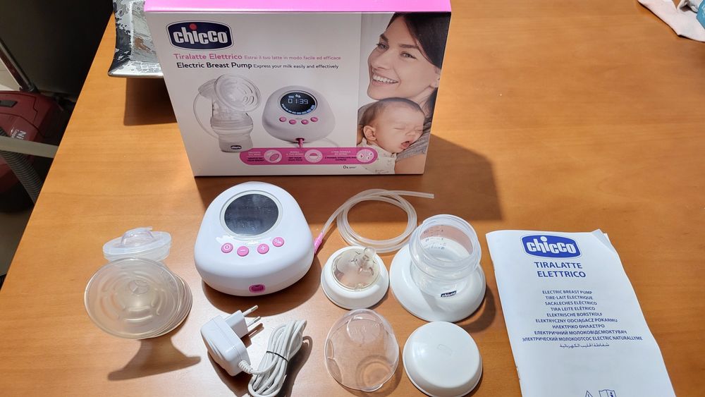 Bomba Tira-Leite Eléctrica Naturally Me
Chicco. Foi muito pouco usada