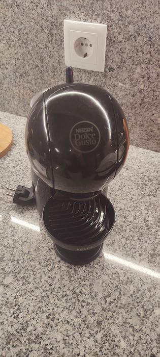 Máquina café dolce gusto NOVA