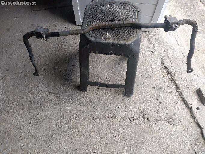 Barra torção dianteira Nissan Micra K11 1.0