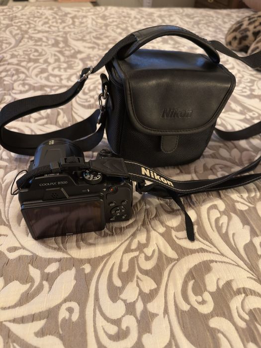 Nikon coolpix B500