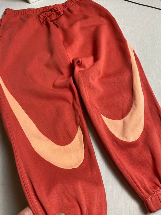 спортивні штани nike tech fleece