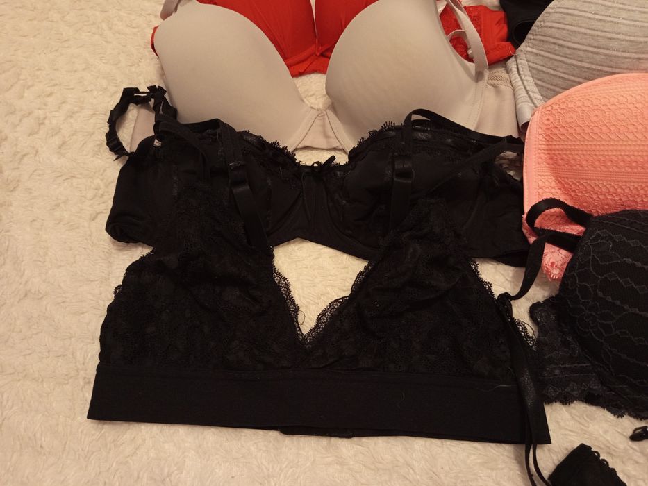 Zestaw biustonoszy 80B 9szt