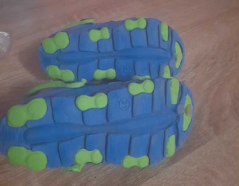 Klapki a'la crocsy 21