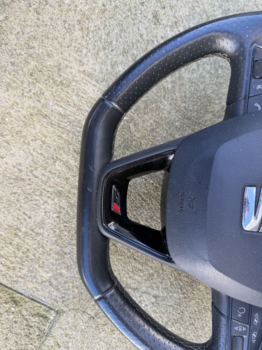 Volante seat leon 5 F cupra completo com airbag
