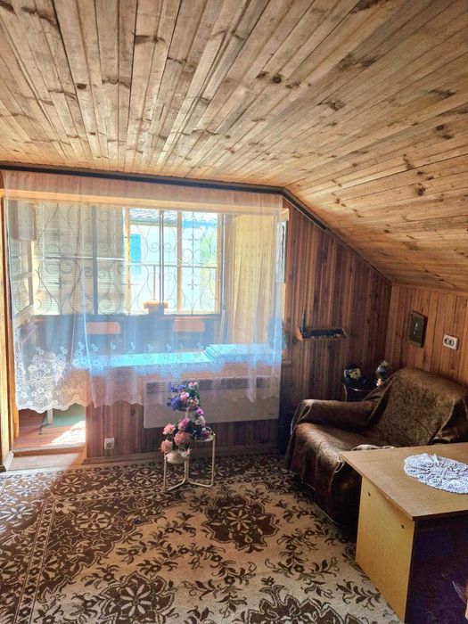 (3) Продам будинок в с. Пирогово вулиця Виноградна 9006