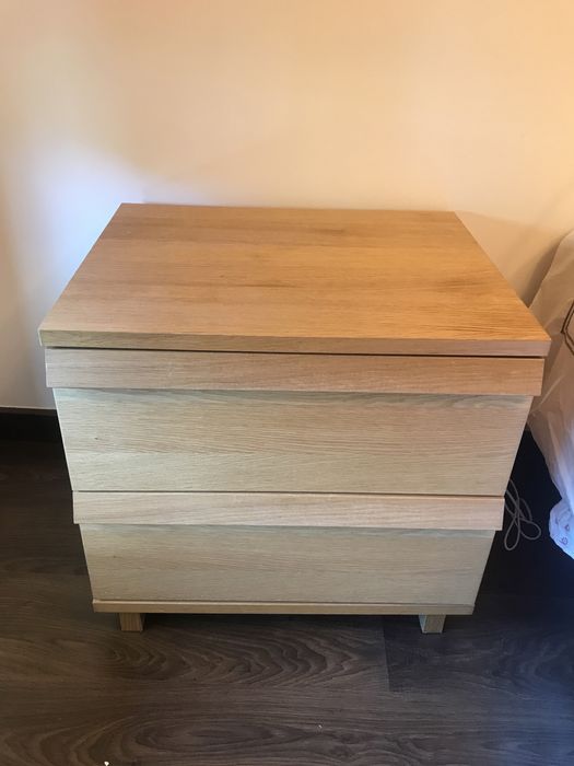 Duas Comodas quarto + mesa cabeceira