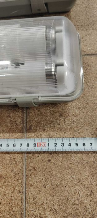 Oprawa świetlówki, Jarzeniowej 6szt. kompletne z Jarzeniówkami