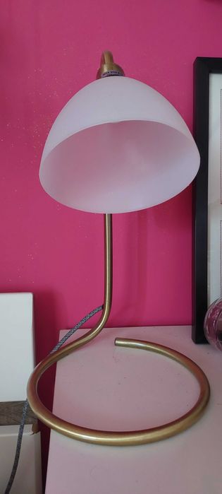 Złota piękna lampka