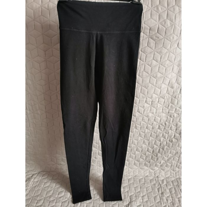 Legginsy czarne obcisłe