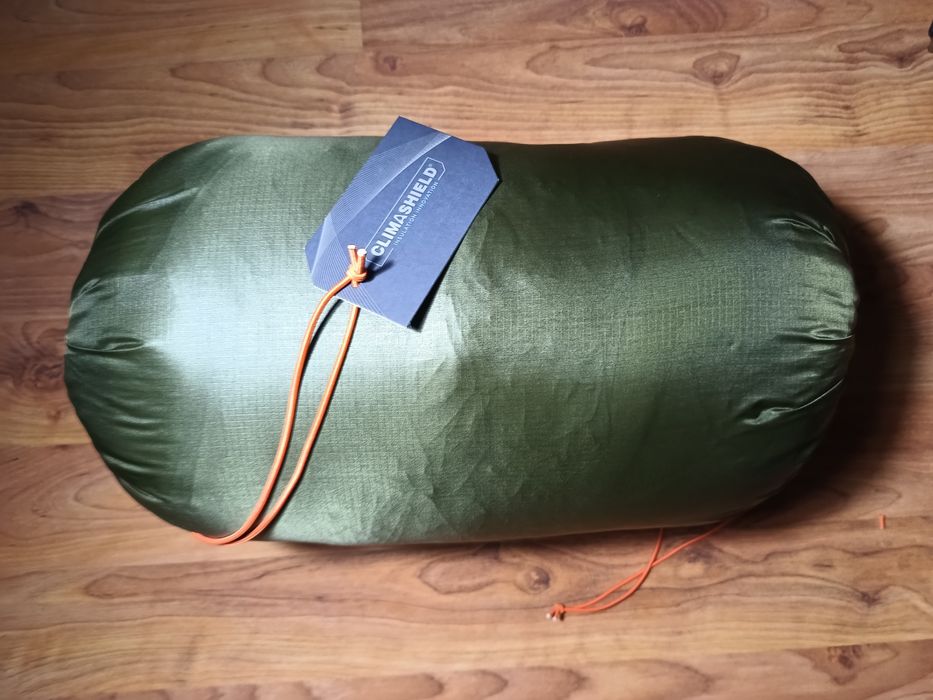 Podpinka na zamówienie Climashield Apex 5.0 0