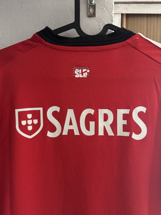Vendo camisola do Benfica