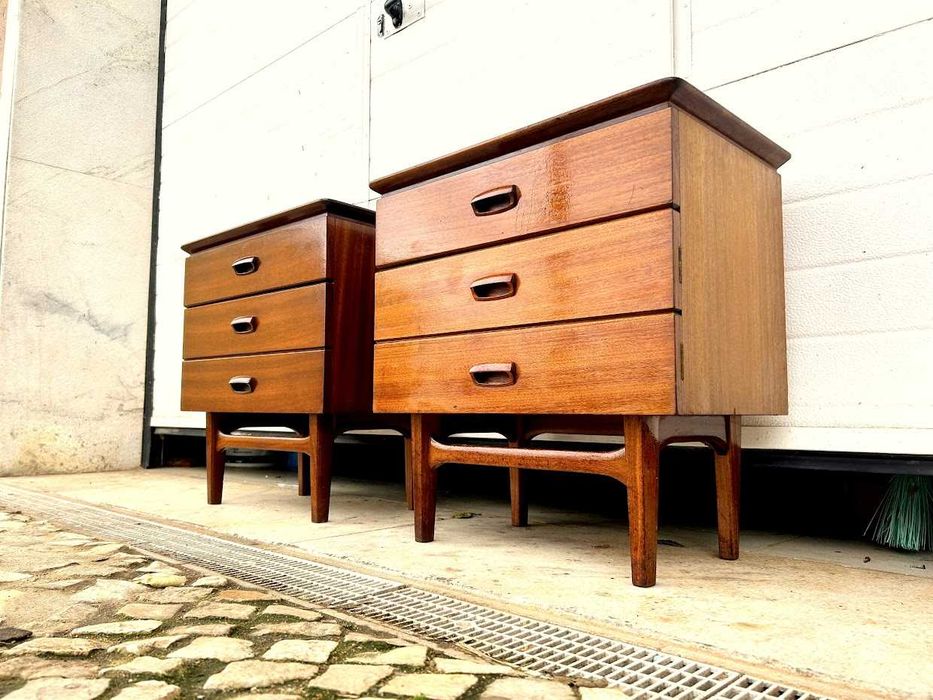 Mesa olaio vintage + 55comp x 33,5prof x 57alt.