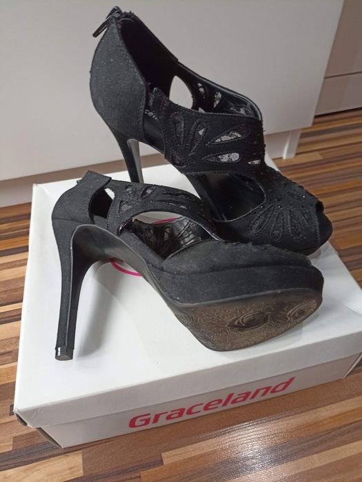 Szpilki czarne 36 jak nowe