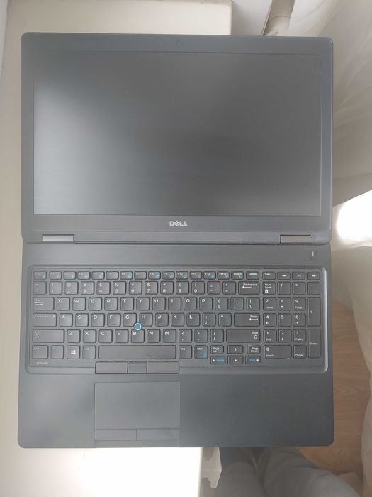 Dell Latitude 5580 15.6" i5-7300u 3.2GHz 8GB ssd 256GB FHD+IPS