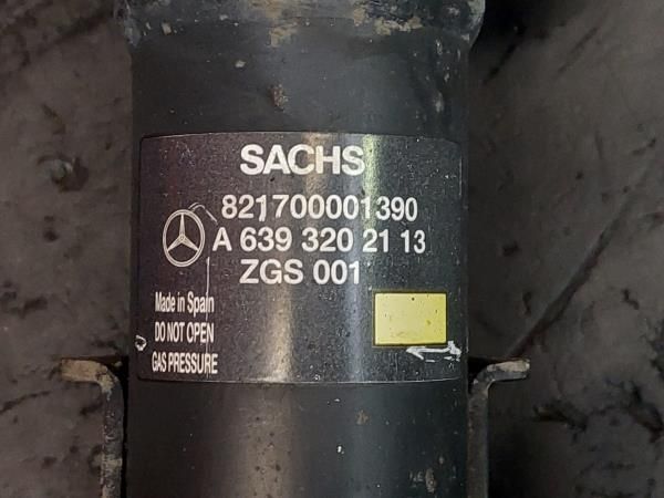Amortecedor frente direito MERCEDES-BENZ Vito Combi (W639)