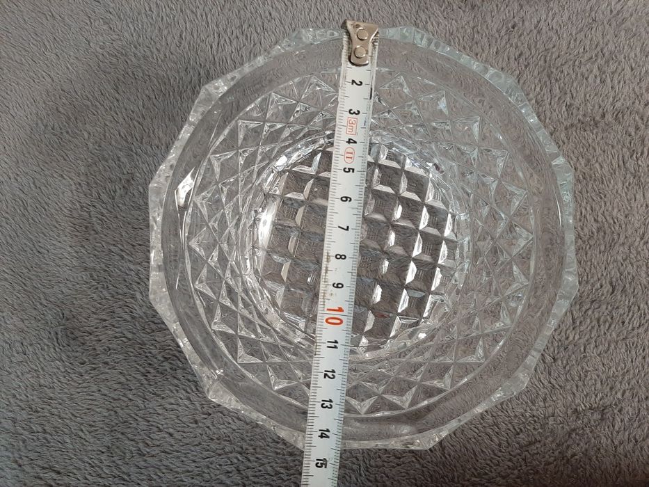 Хрустальная пиала