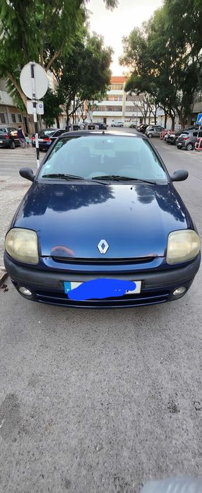 Vendo Renault Clio 1100cc 2000