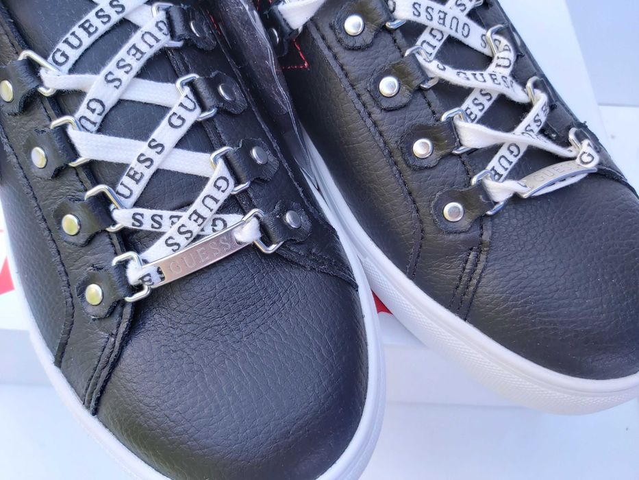 NOWE sneakersy GUESS czarne trampki półbuty 42