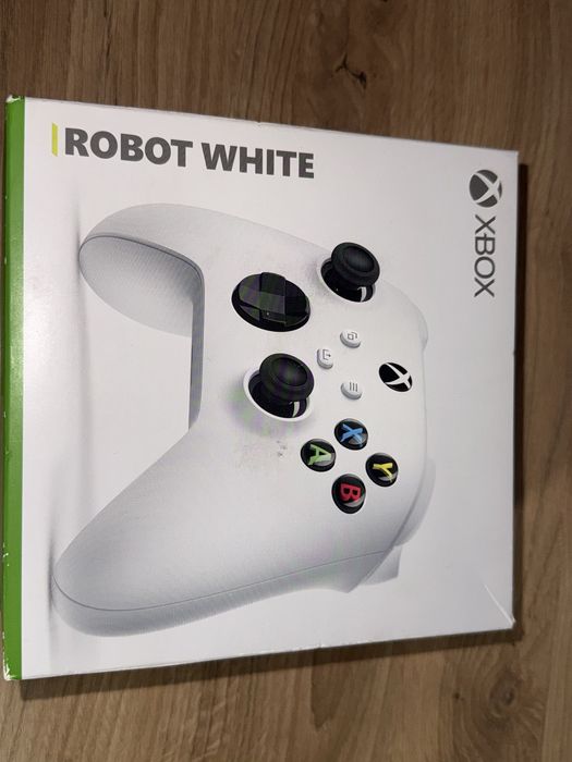 Xbox one z padem kinecktem i grą