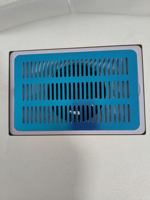 Mesa de manicure com aspiração, 3 sacos incluídos, 4 gavetas e uma porta metal aço Inox