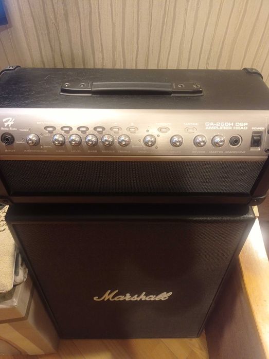Wzmacniacz Harley Benton i kolumna Marshall 100W