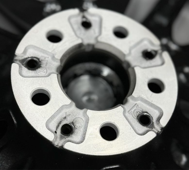 Оригінальні диски Bmw G05 G06 22 742M Style Бмв Г05 Г06 R22 Бмв