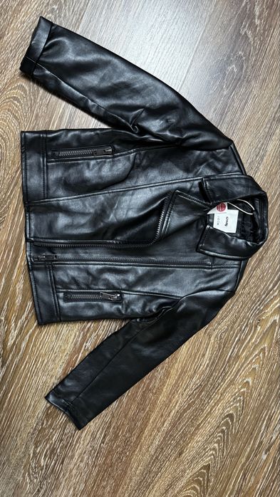 Продам нову косуху шкірянку 110см