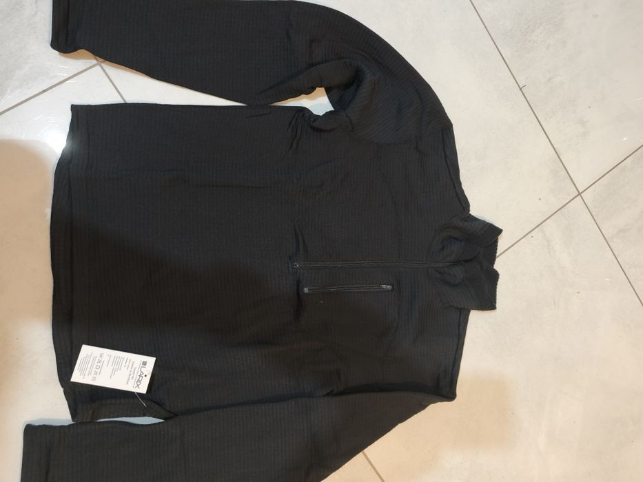 Sweter WS czarny rozmiar M