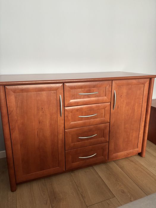 Łóżko komoda lustro szafki nocne