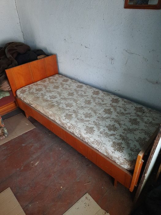 Продам Кровать, Лишко