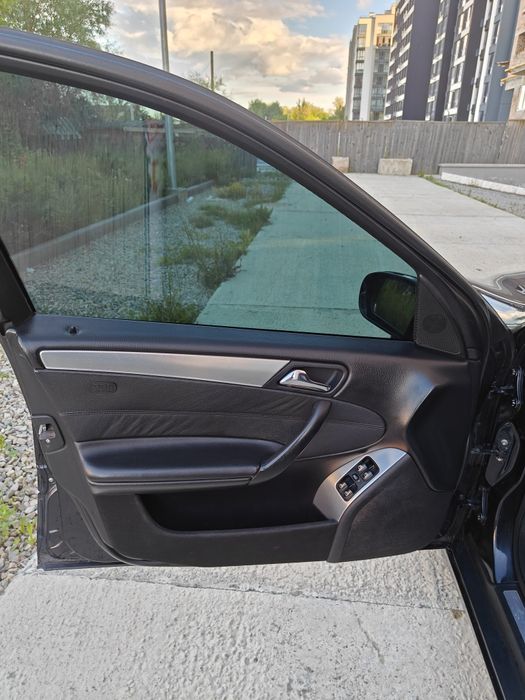 Mercedes-Benz c class s203 220 cdi 2006