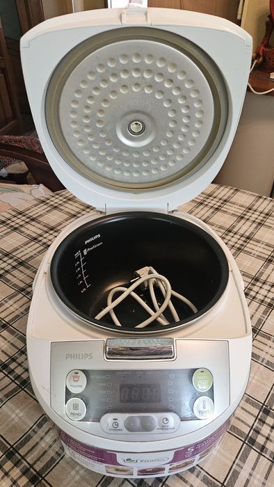 Мультиварка Philips HD3136