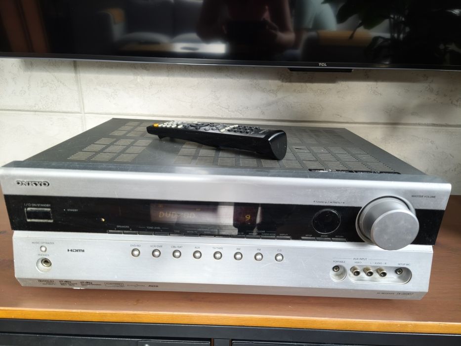 Kino domowe: amplituner Onkyo TX-SR307 + głośniki mAudio HCS-9920 MkII