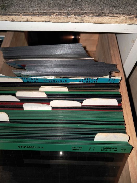 Máquina para microfichas de motos