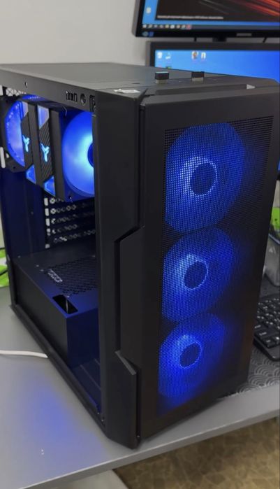 Komputer stacjonarny AMD Ryzen 9 7950X | 64 GB DDR5 | 4 TB NVMe | B650M