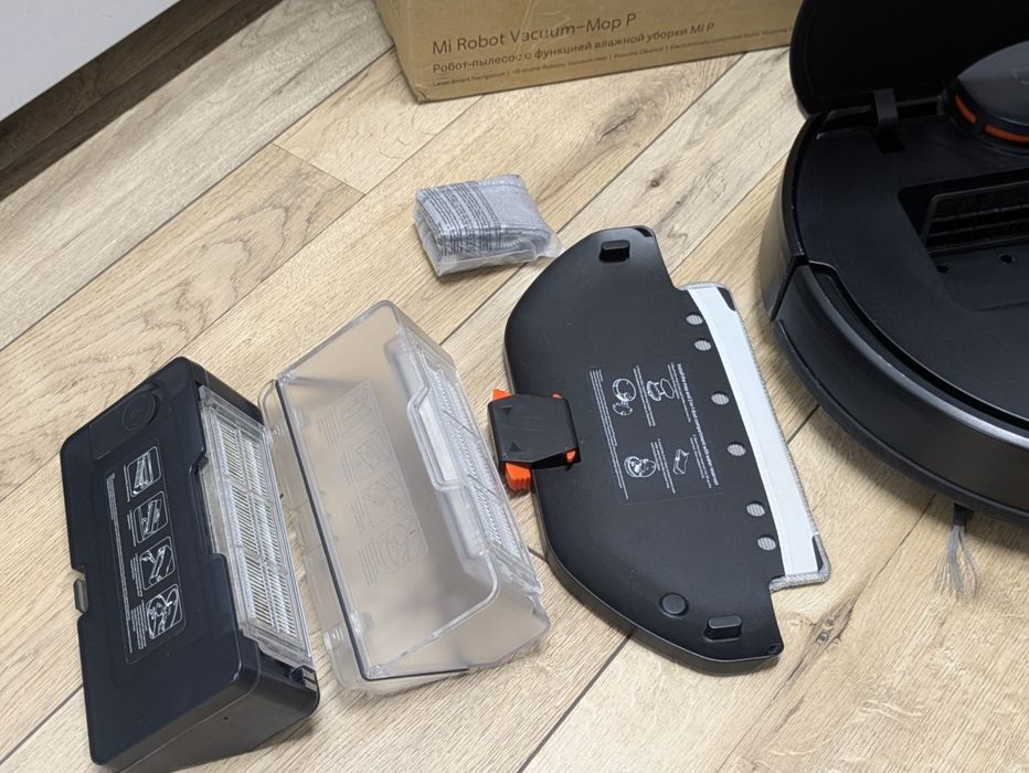 Робот-пылесос Xiaomi Mi Robot Vacuum-Mop P