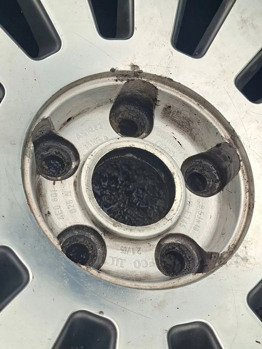 Alufelgi 19 Audi A8 S8 D3 4E 4E0601025N
