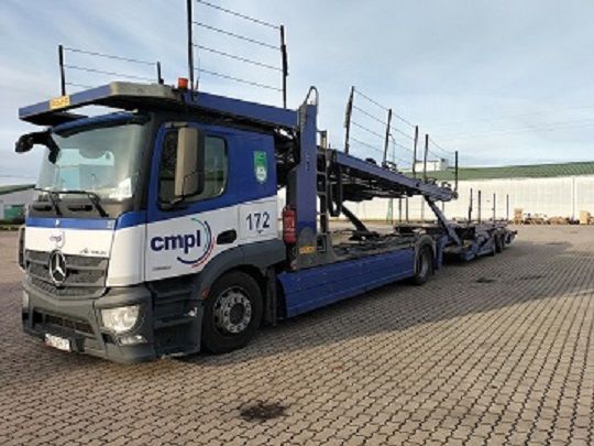 Mercedes-Benz ACTROS  Actros z przyczepą, zabudowa po generalnym remoncie.