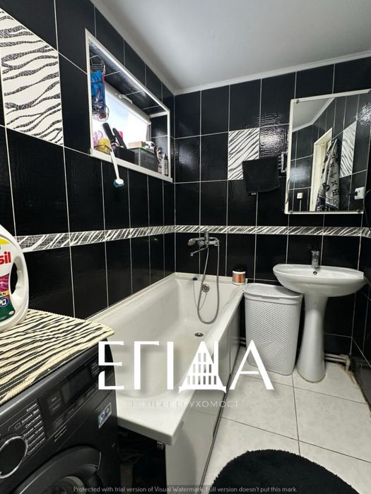 На продажі пів будинку Балашівка