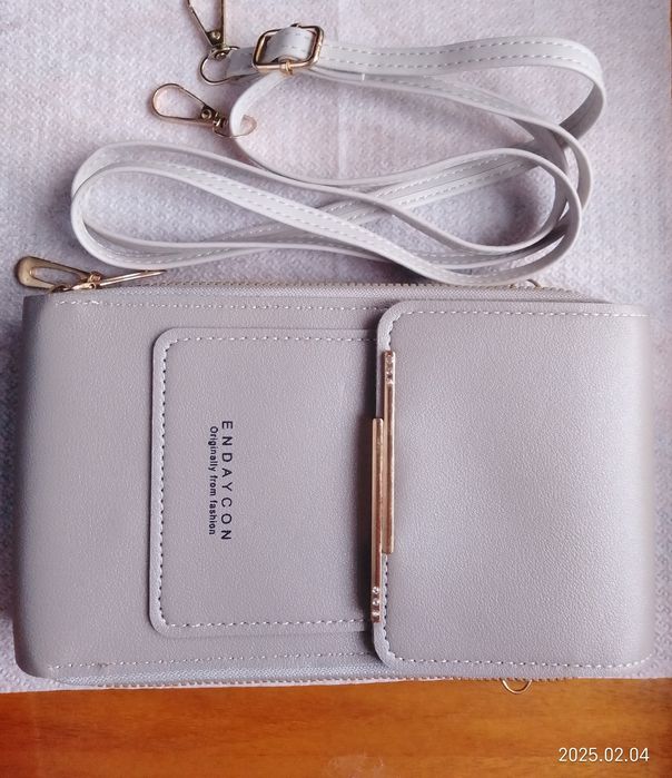 Жіноча сумка-клатч через плече