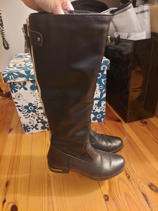 Akcesoria zimowe i kozaki-do-kolan