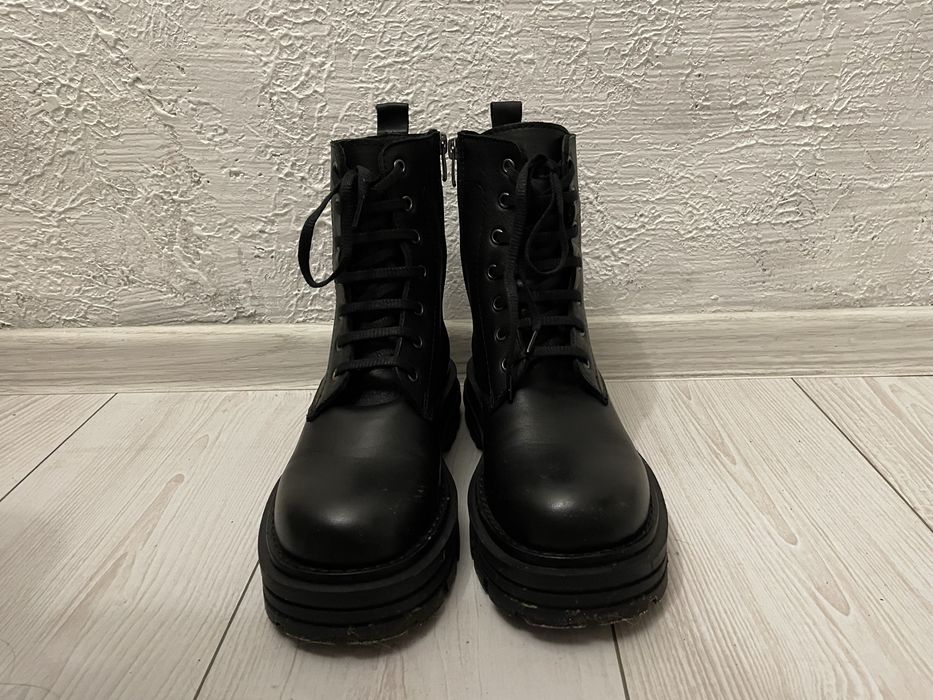 Чоботи зимові 38 розмір