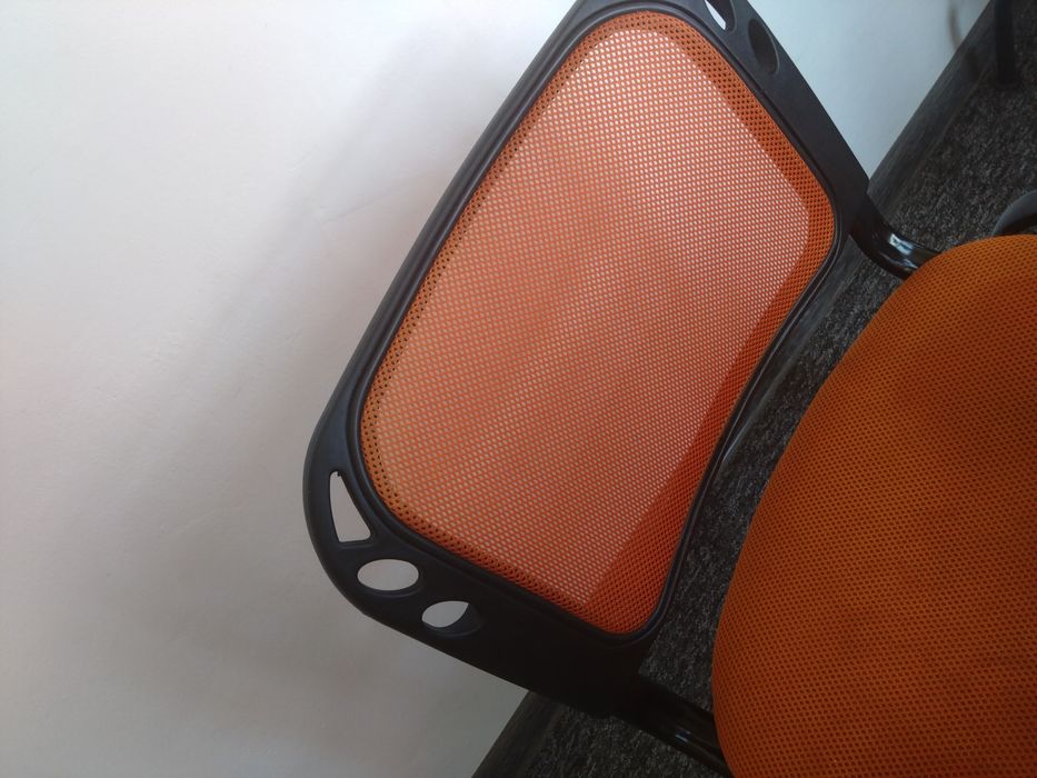 Krzesło kongresowe, prawdopodobnie Pomara 40800