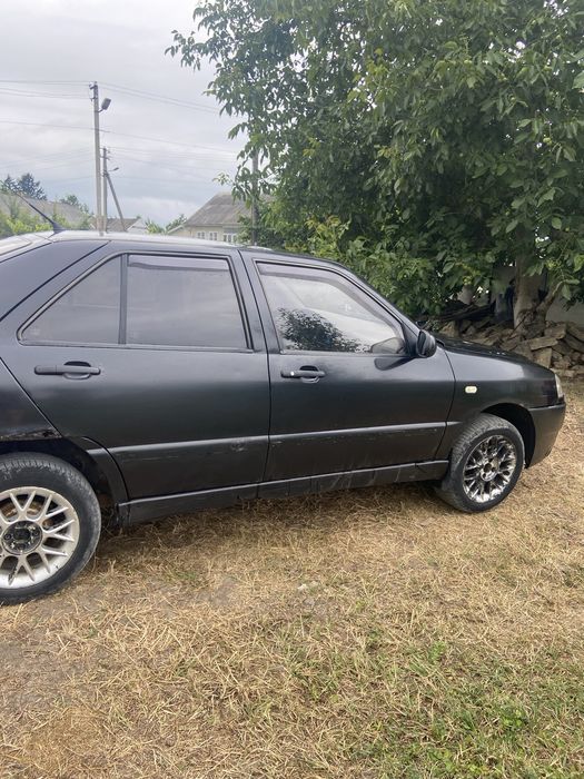 Chery Amulett
