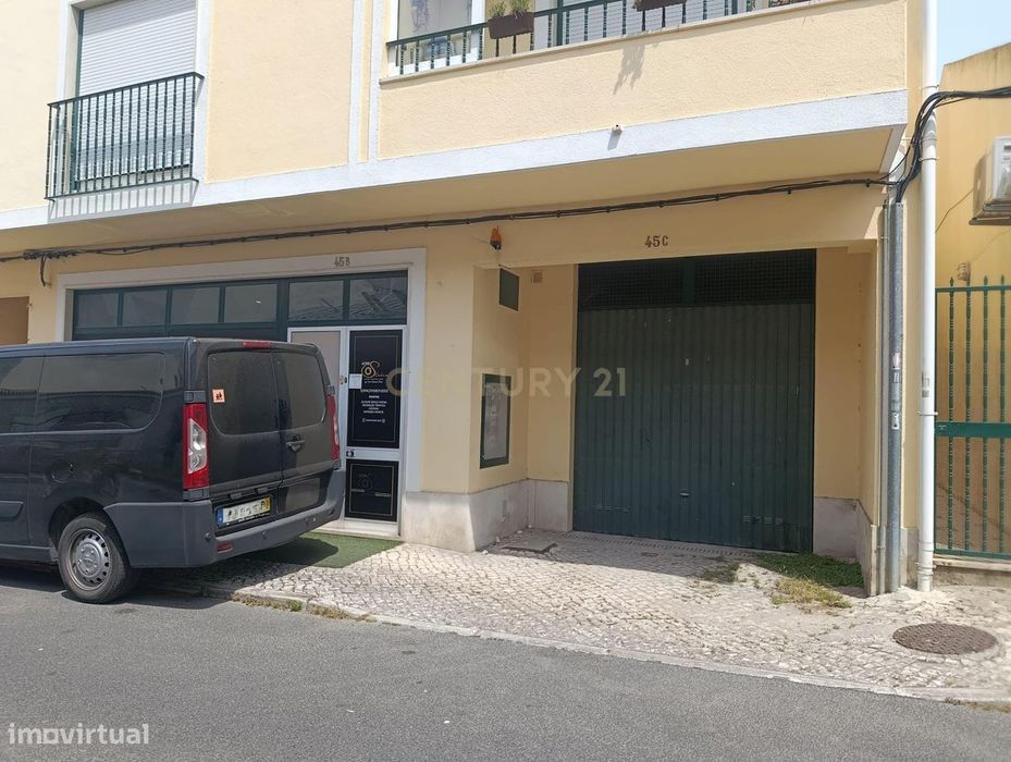 Garagem Box em Pinhal Novo, Palmela - 29m²