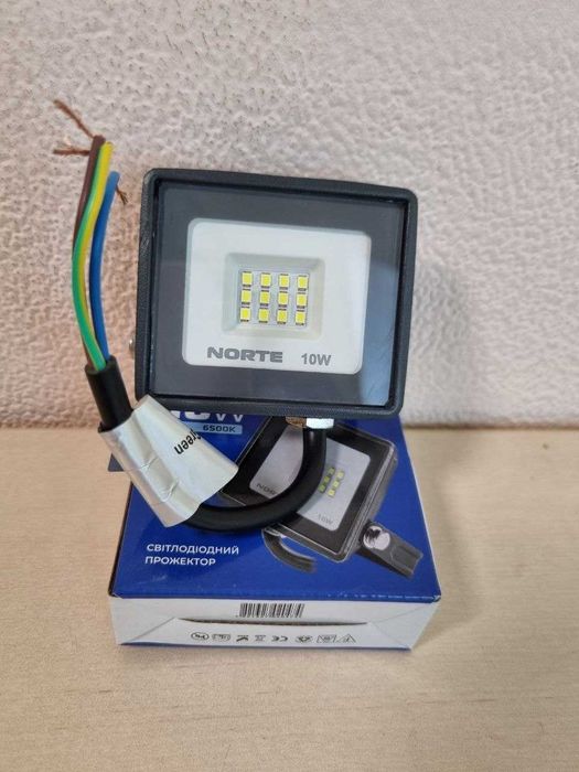 Прожектор NORTE 10W, 20W, 30W з датчиком руху вуличний IP65