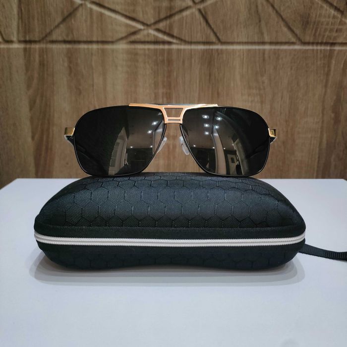 Nowe okulary z etui przeciwsłoneczne